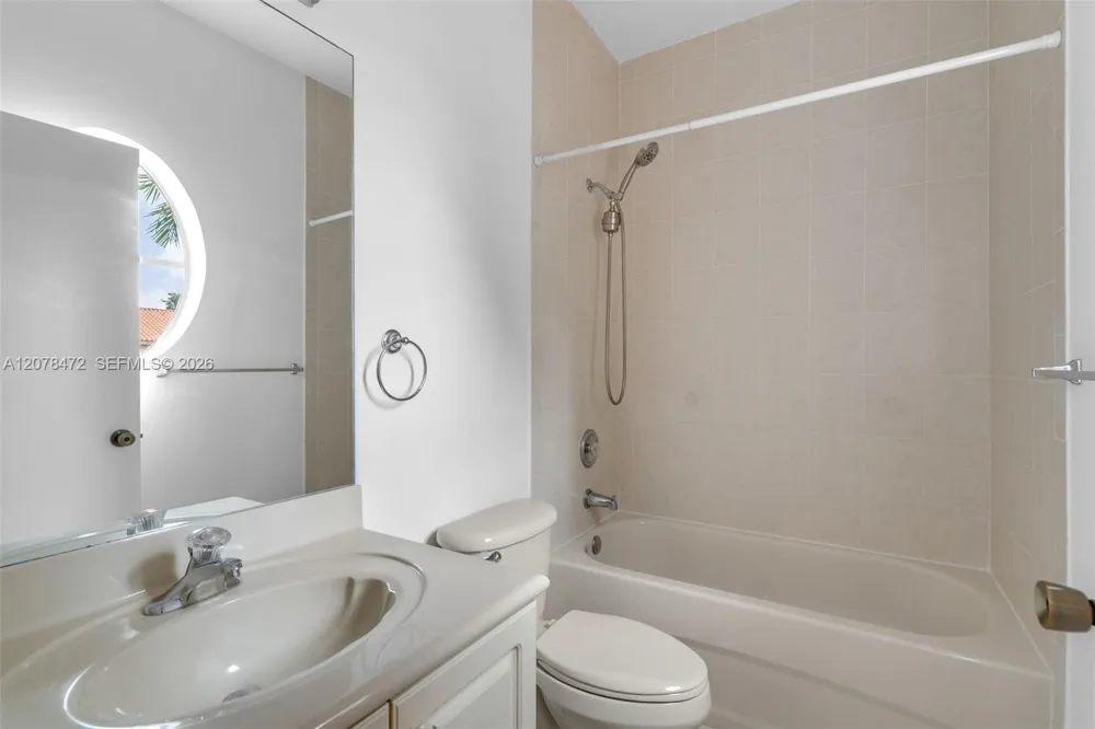 4956 Leeward Ln #3804 Dania Beach, FL 33312
