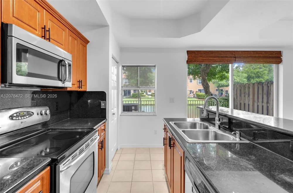 4956 Leeward Ln #3804 Dania Beach, FL 33312