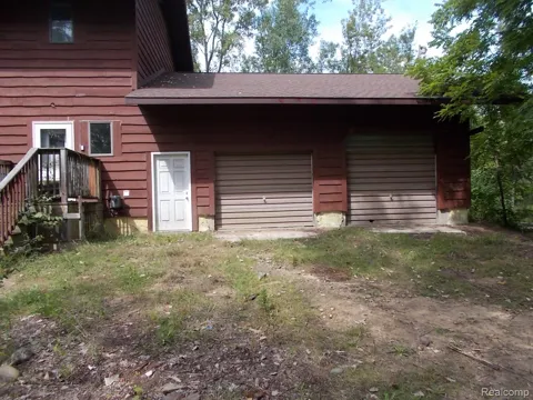 2125 W Sanilac