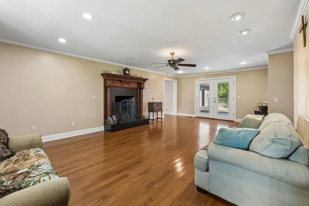 470 Mitchell Rd Lebanon, TN 37087