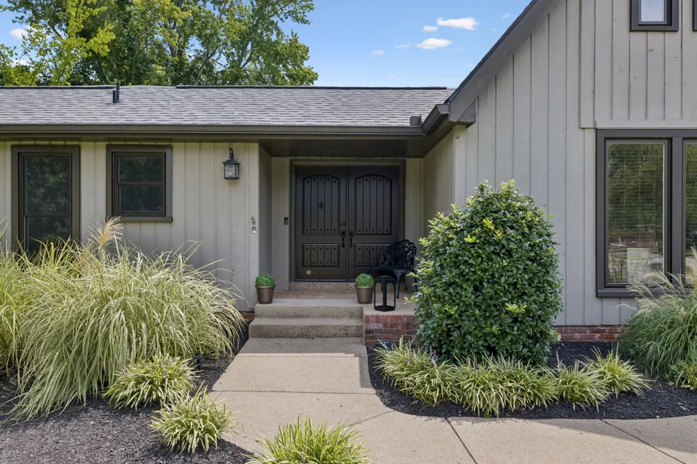 1218 General Macarthur Dr Brentwood, TN 37027