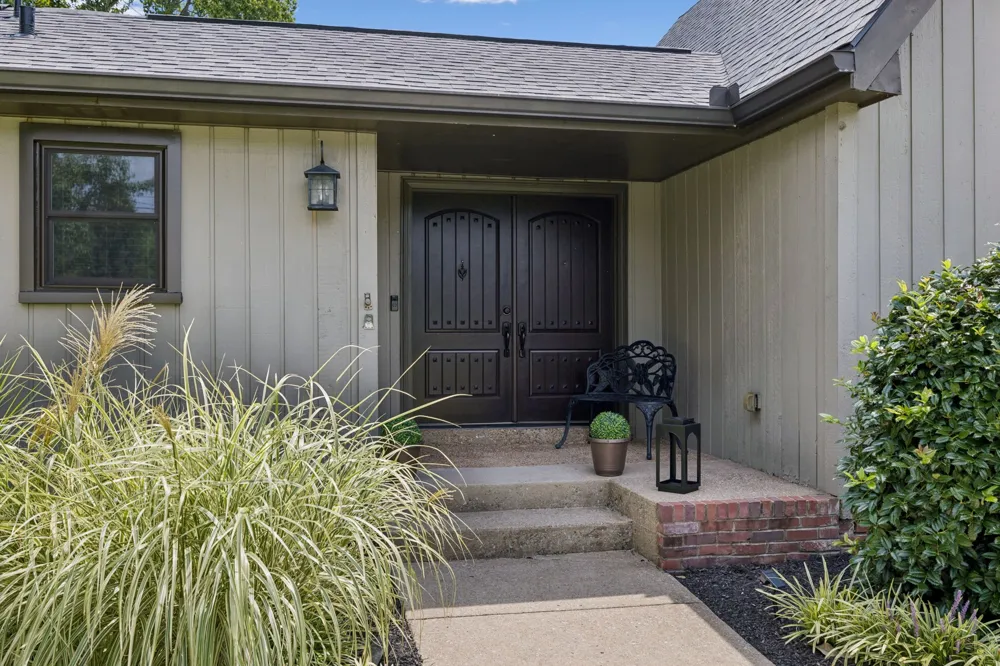 1218 General Macarthur Dr Brentwood, TN 37027