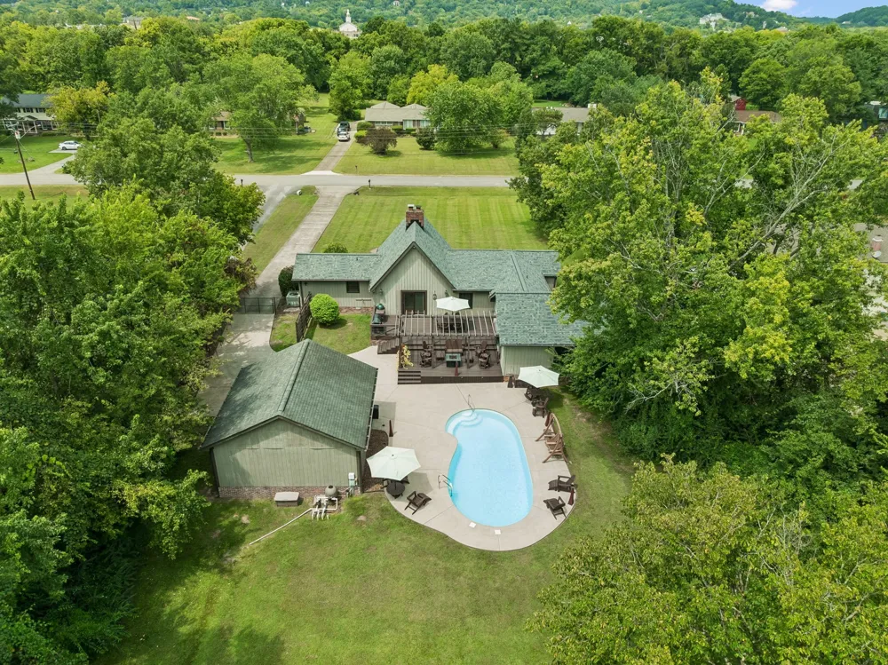 1218 General Macarthur Dr Brentwood, TN 37027