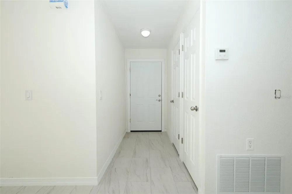 6950 EDGEFIELD LANE Orlando, FL 32822