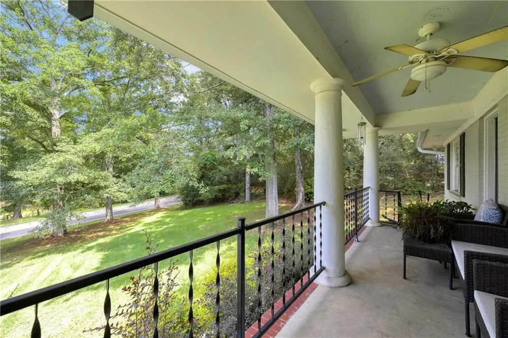 136 Frazier Hill Road Bishop, GA 30621