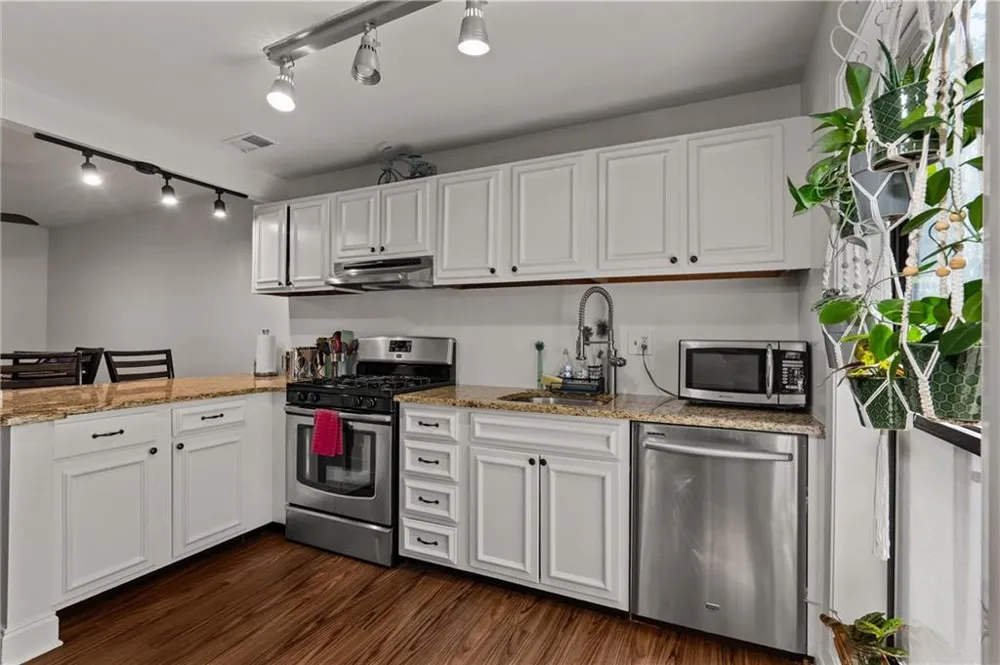 2403 Cumberland Court SE Smyrna, GA 30080