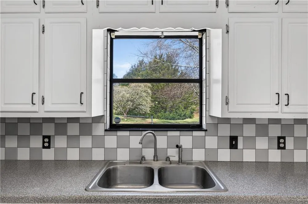 5 Hearthstone Drive Stockbridge, GA 30281