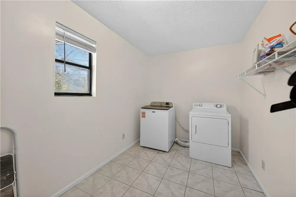 5 Hearthstone Drive Stockbridge, GA 30281