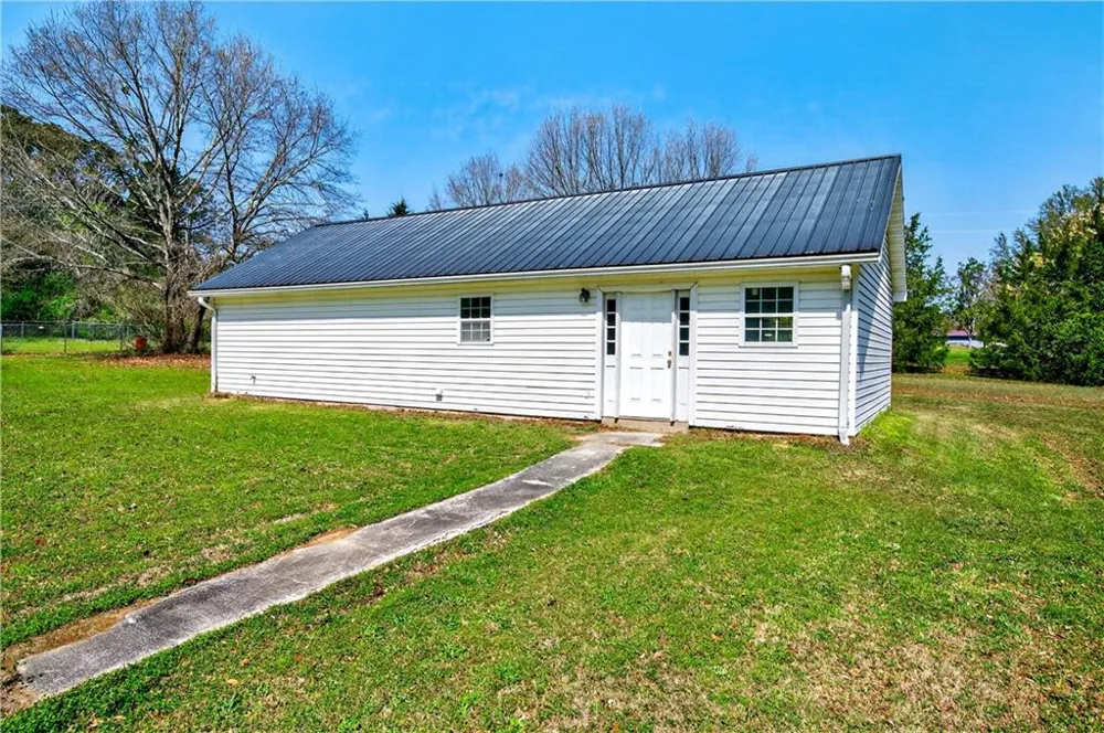 5 Hearthstone Drive Stockbridge, GA 30281