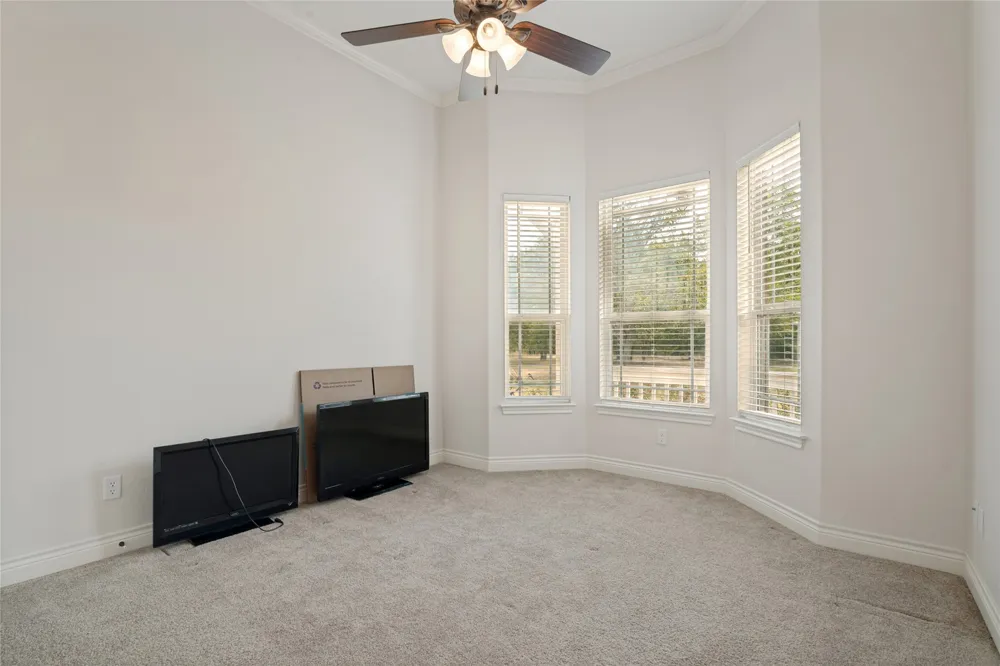 12830 Fm 2932 Forney, TX 75126