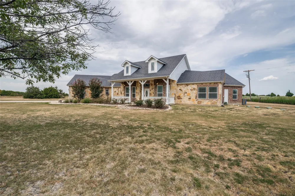 12830 Fm 2932 Forney, TX 75126