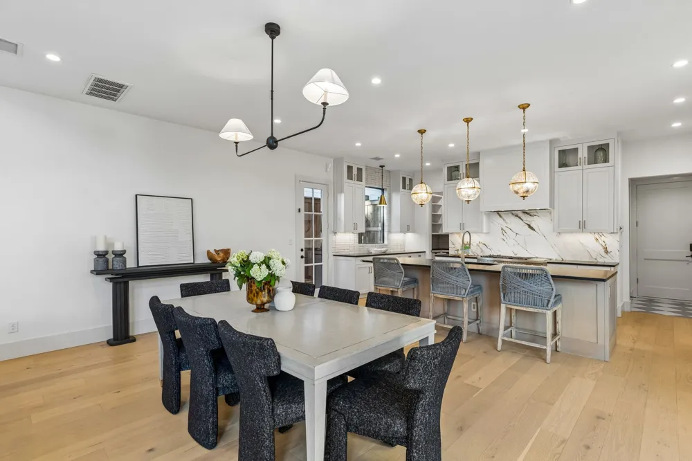 7403 Robin Road Dallas, TX 75209