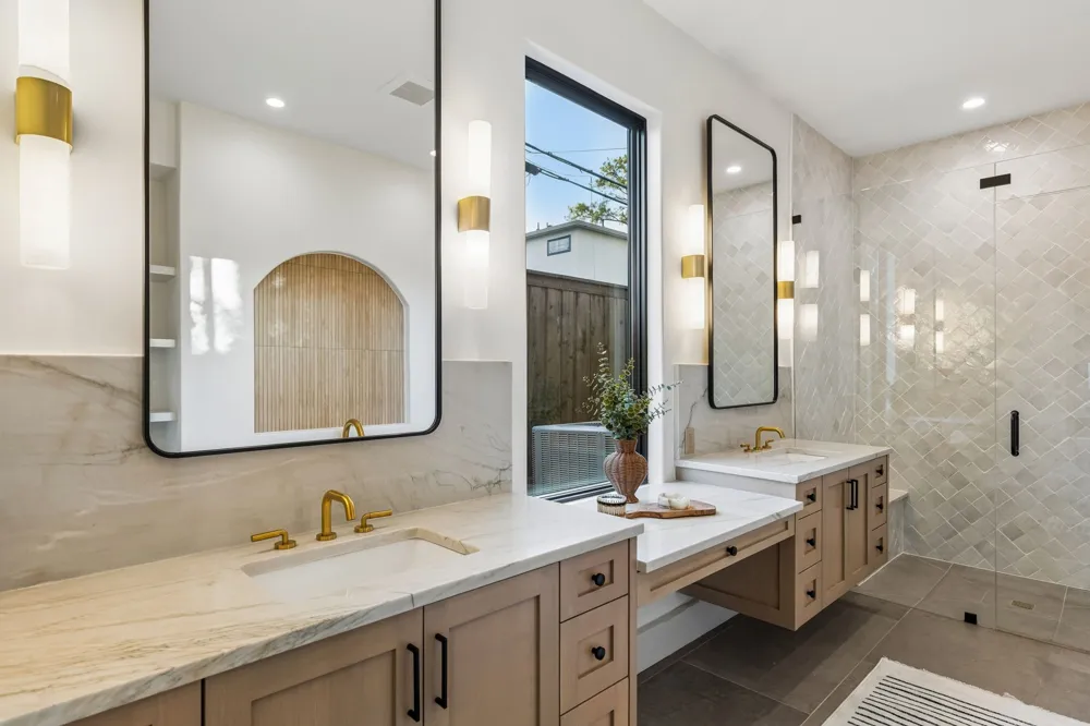 7403 Robin Road Dallas, TX 75209