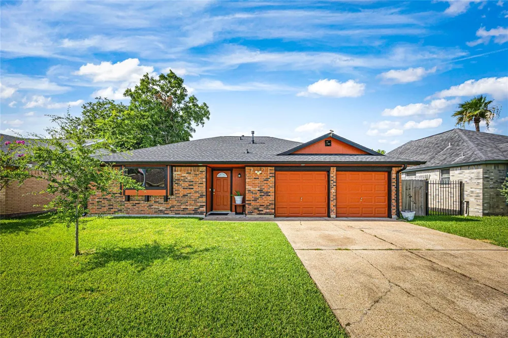 5923 Dee Drive Pasadena, TX 77505