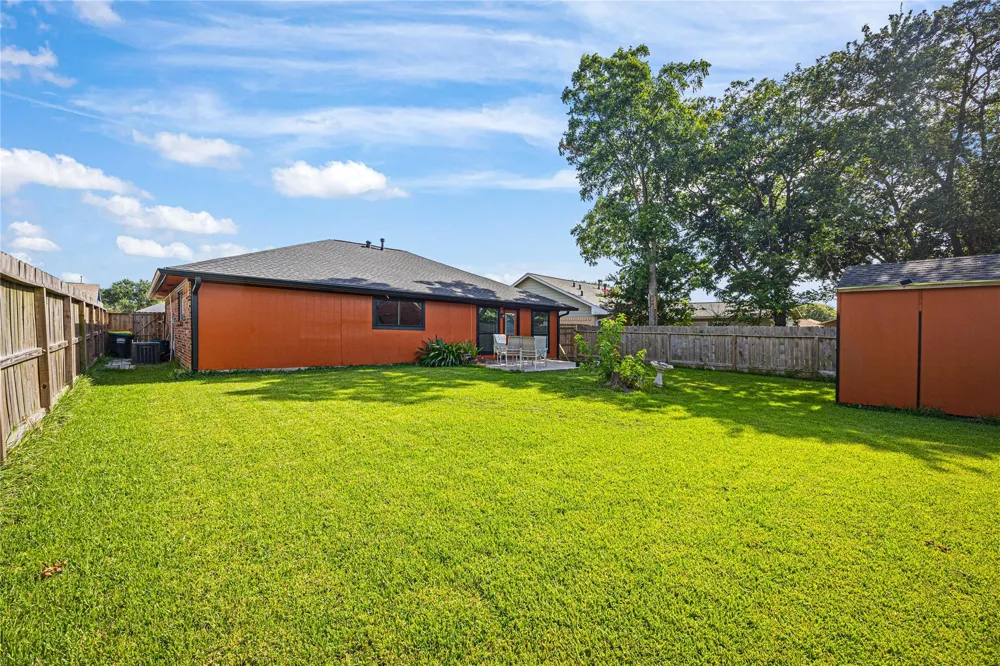 5923 Dee Drive Pasadena, TX 77505
