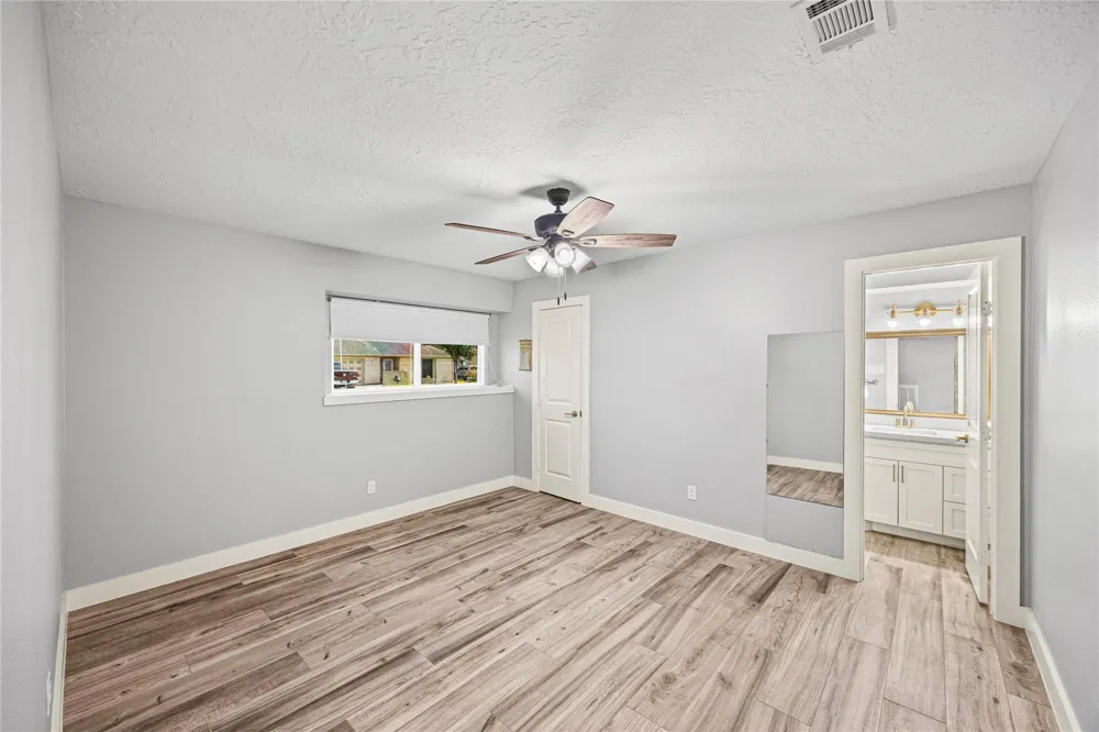 5923 Dee Drive Pasadena, TX 77505