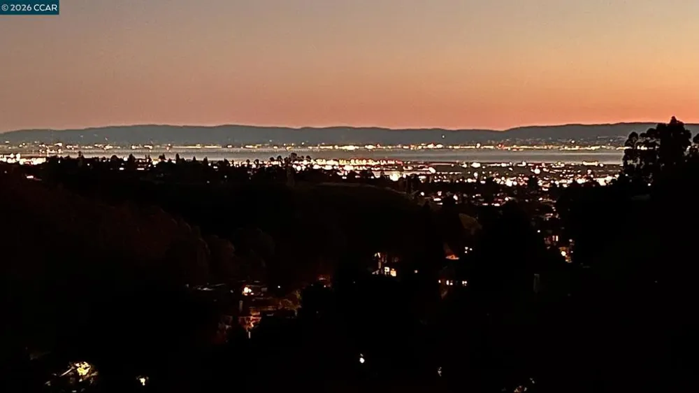 7033 Buckingham Blvd Berkeley, CA 94705