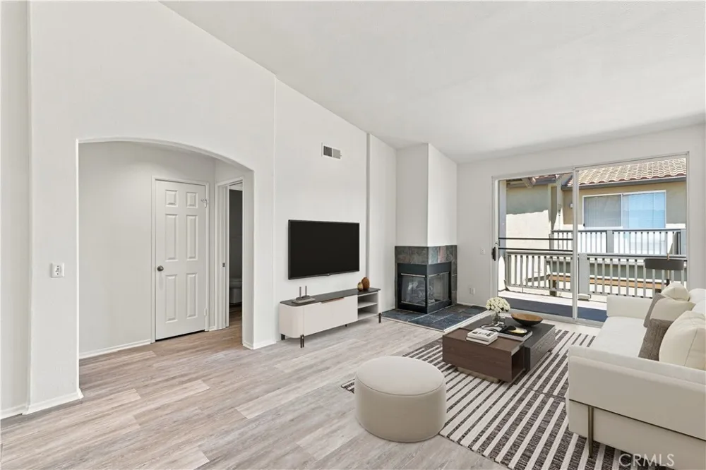 94 Via Contento Rancho Santa Margarita, CA 92688