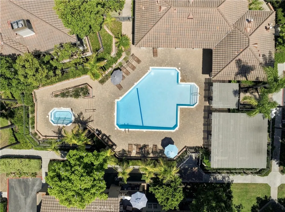 94 Via Contento Rancho Santa Margarita, CA 92688