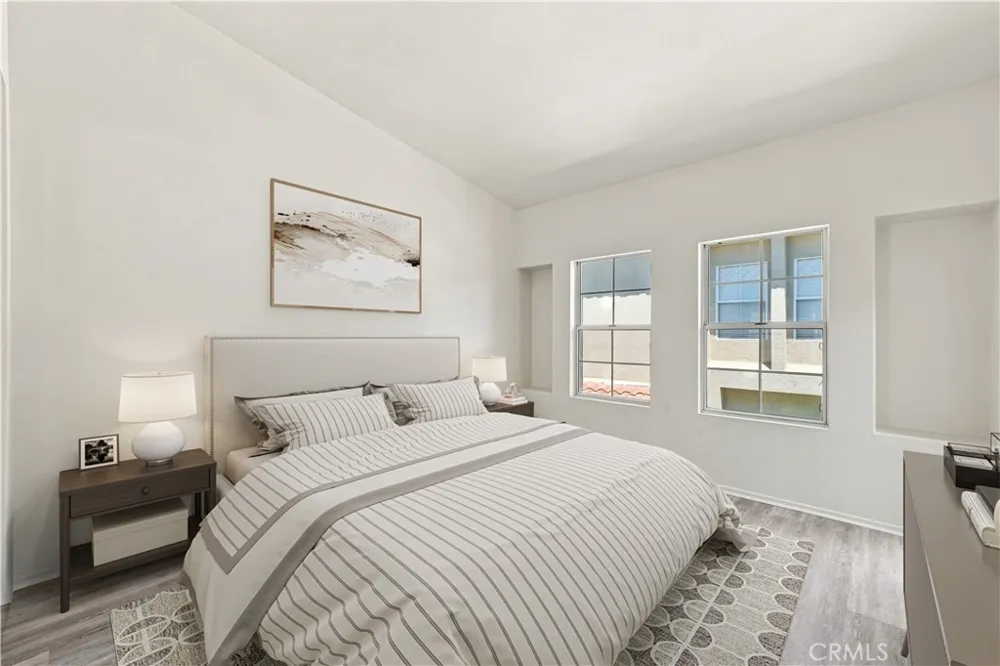 94 Via Contento Rancho Santa Margarita, CA 92688