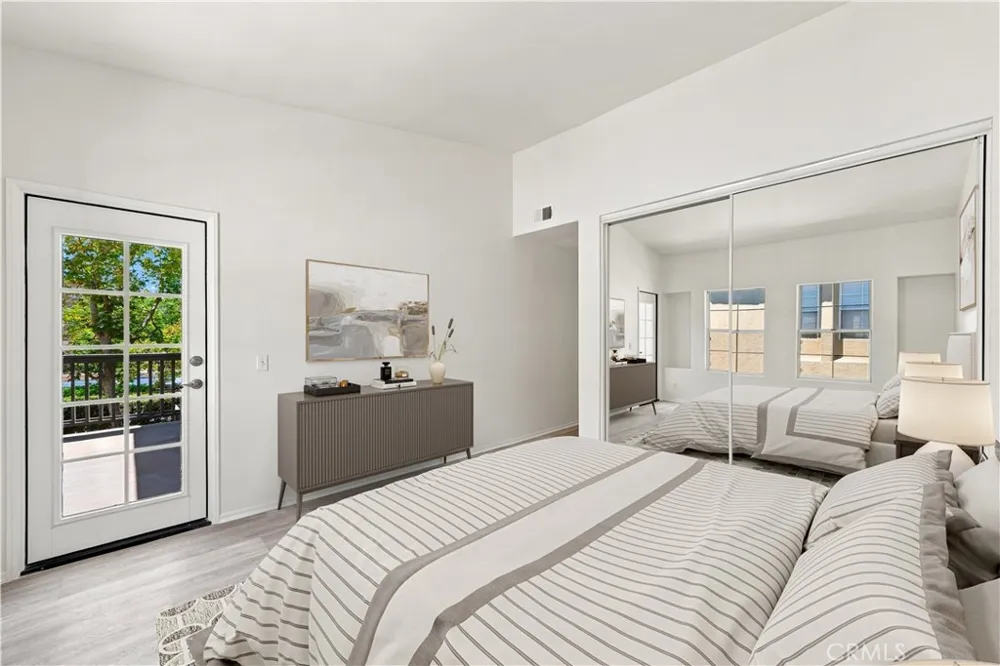94 Via Contento Rancho Santa Margarita, CA 92688