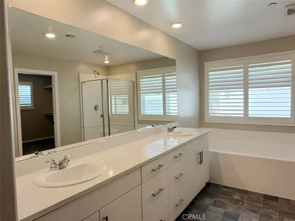 30084 Cascade Range Menifee, CA 92585