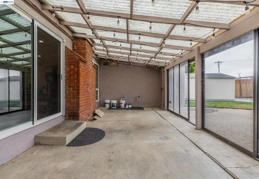 15743 Via Sorrento San Lorenzo, CA 94580