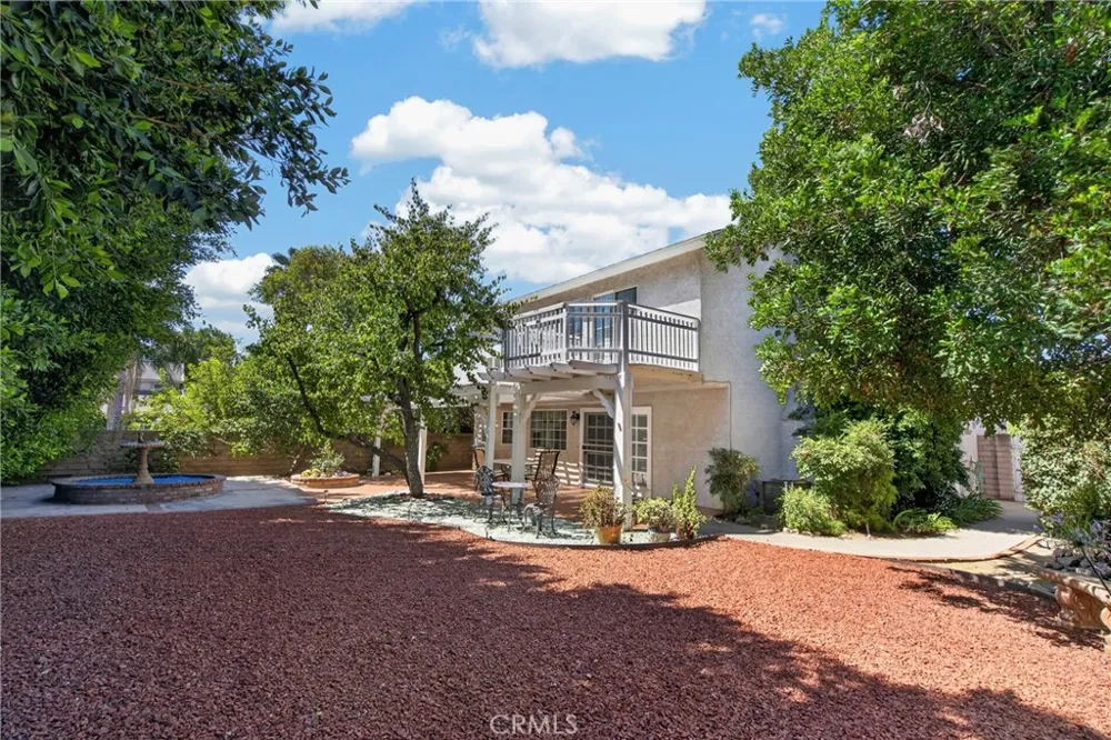 10000 Limerick Avenue Chatsworth, CA 91311