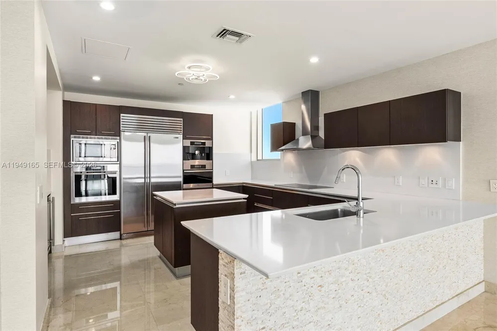 17001 Collins Ave #4208 Sunny Isles Beach, FL 33160