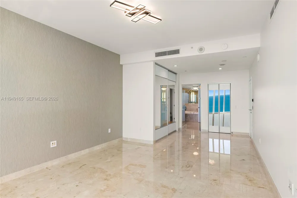 17001 Collins Ave #4208 Sunny Isles Beach, FL 33160