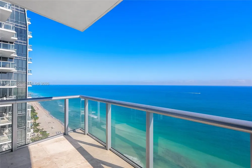 17001 Collins Ave #4208 Sunny Isles Beach, FL 33160