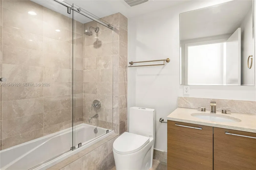 17001 Collins Ave #4208 Sunny Isles Beach, FL 33160