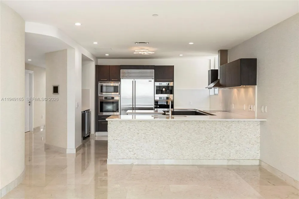 17001 Collins Ave #4208 Sunny Isles Beach, FL 33160