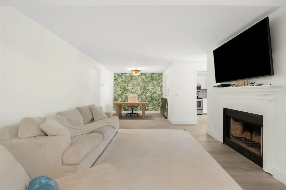 5063 HEATHERHILL LANE #60 Boca Raton, FL 33486