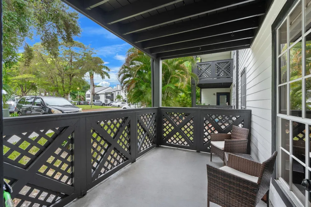 5063 HEATHERHILL LANE #60 Boca Raton, FL 33486