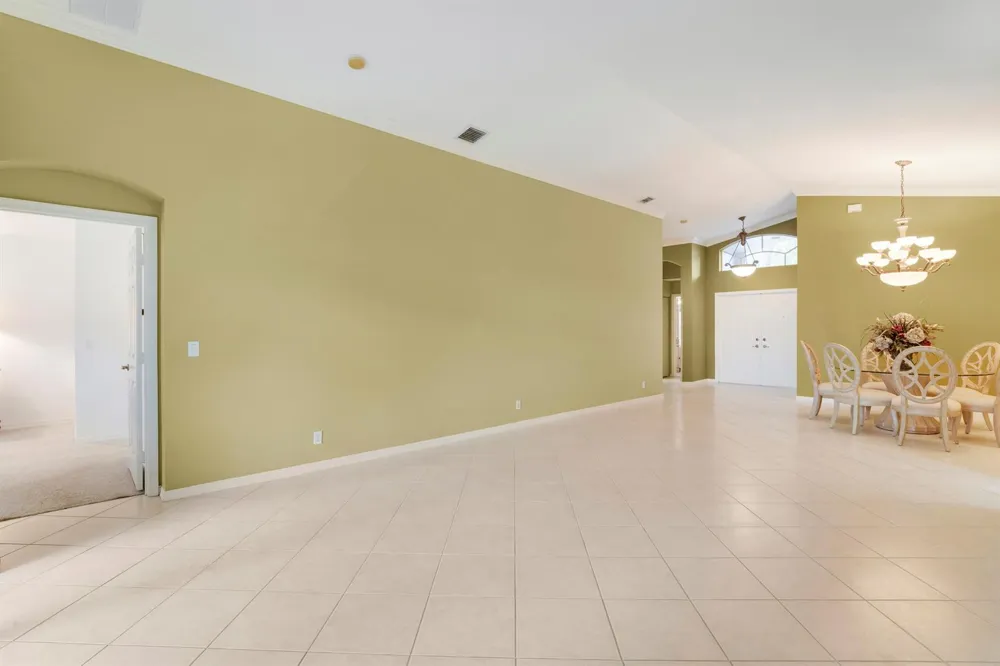 6806 Rienzo Street Lake Worth, FL 33467
