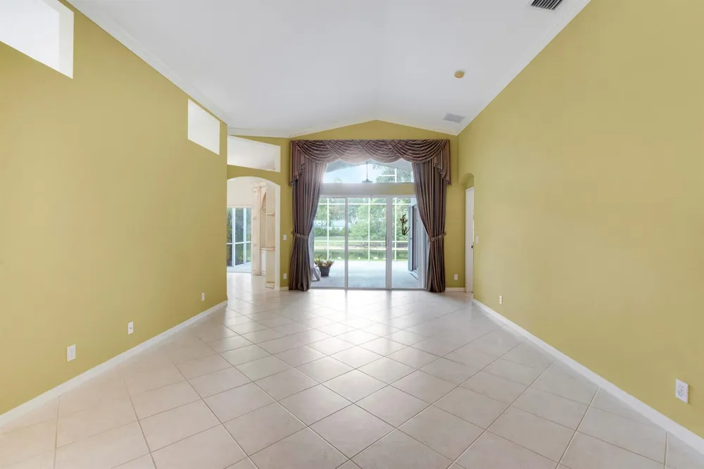 6806 Rienzo Street Lake Worth, FL 33467