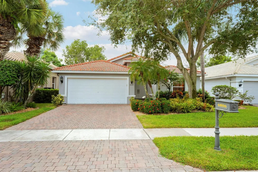6806 Rienzo Street Lake Worth, FL 33467