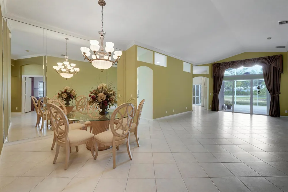 6806 Rienzo Street Lake Worth, FL 33467