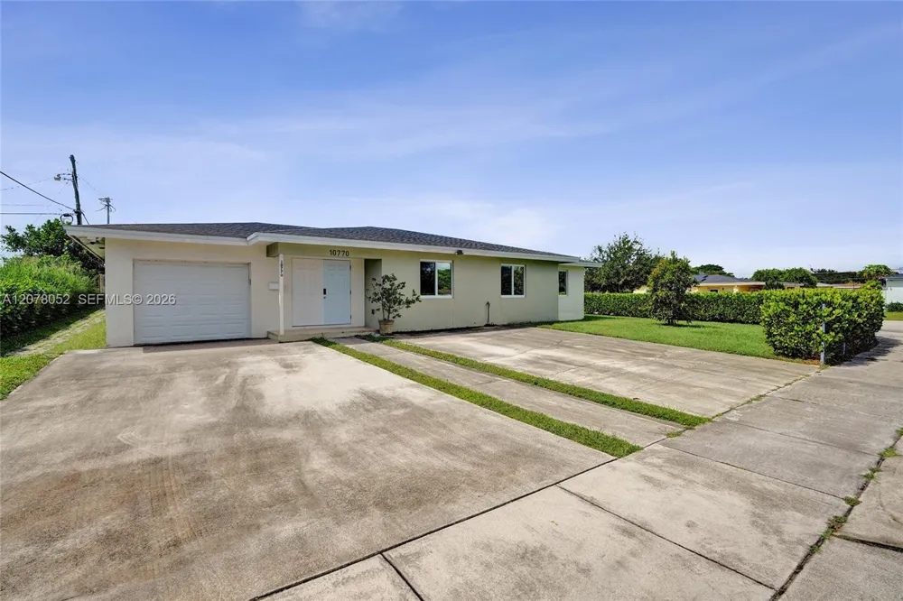 10770 SW 149th St Miami, FL 33176