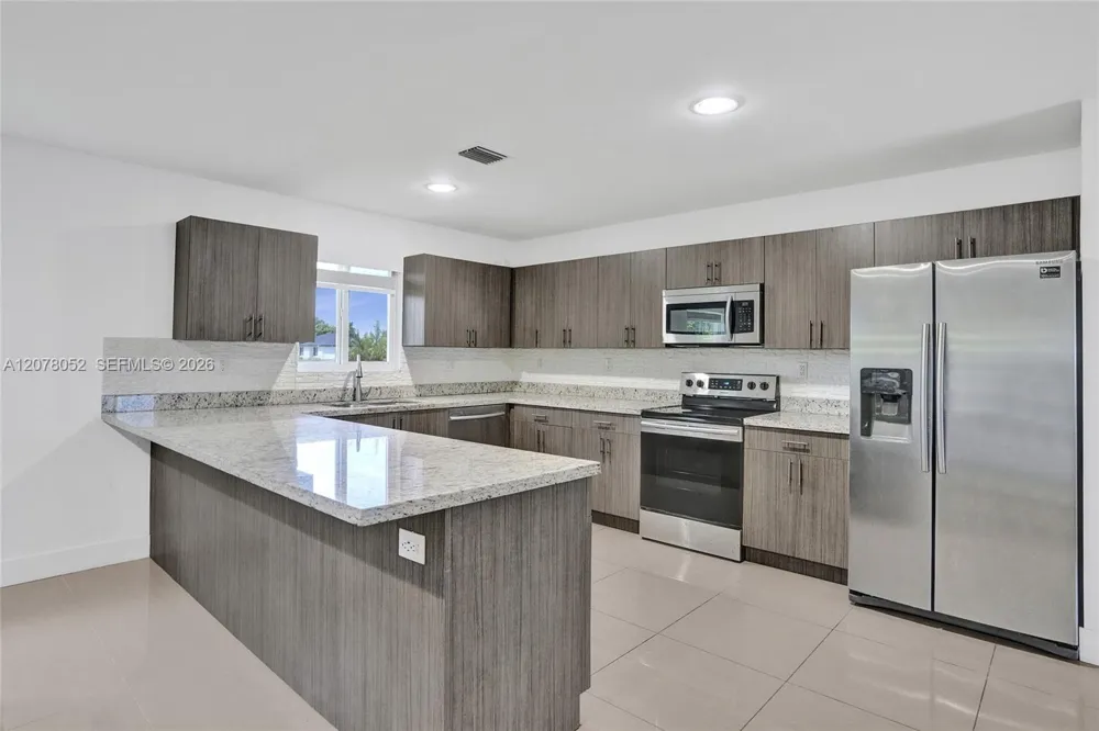 10770 SW 149th St Miami, FL 33176