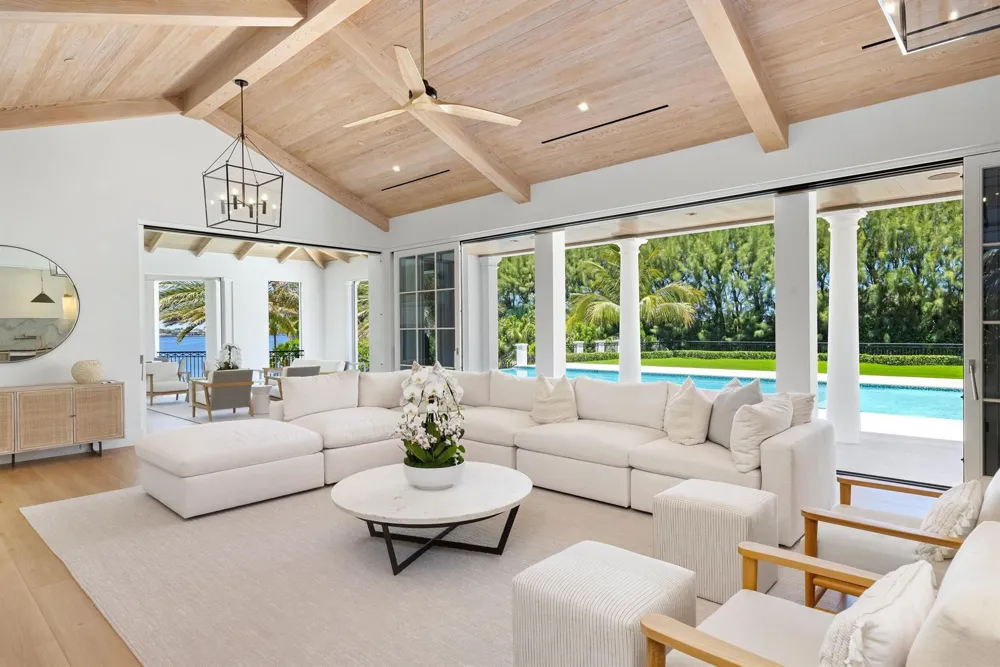 1616 S Ocean Boulevard Palm Beach, FL 33480