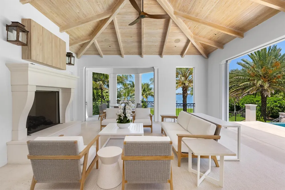 1616 S Ocean Boulevard Palm Beach, FL 33480