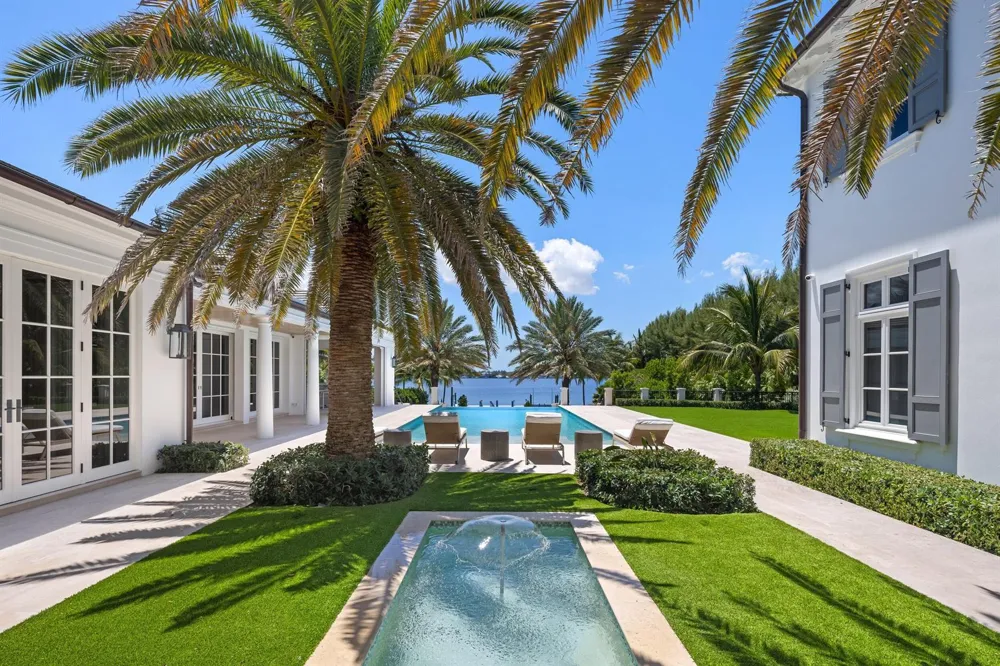 1616 S Ocean Boulevard Palm Beach, FL 33480