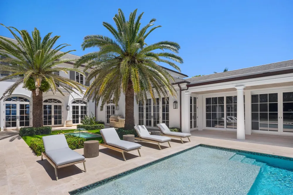 1616 S Ocean Boulevard Palm Beach, FL 33480