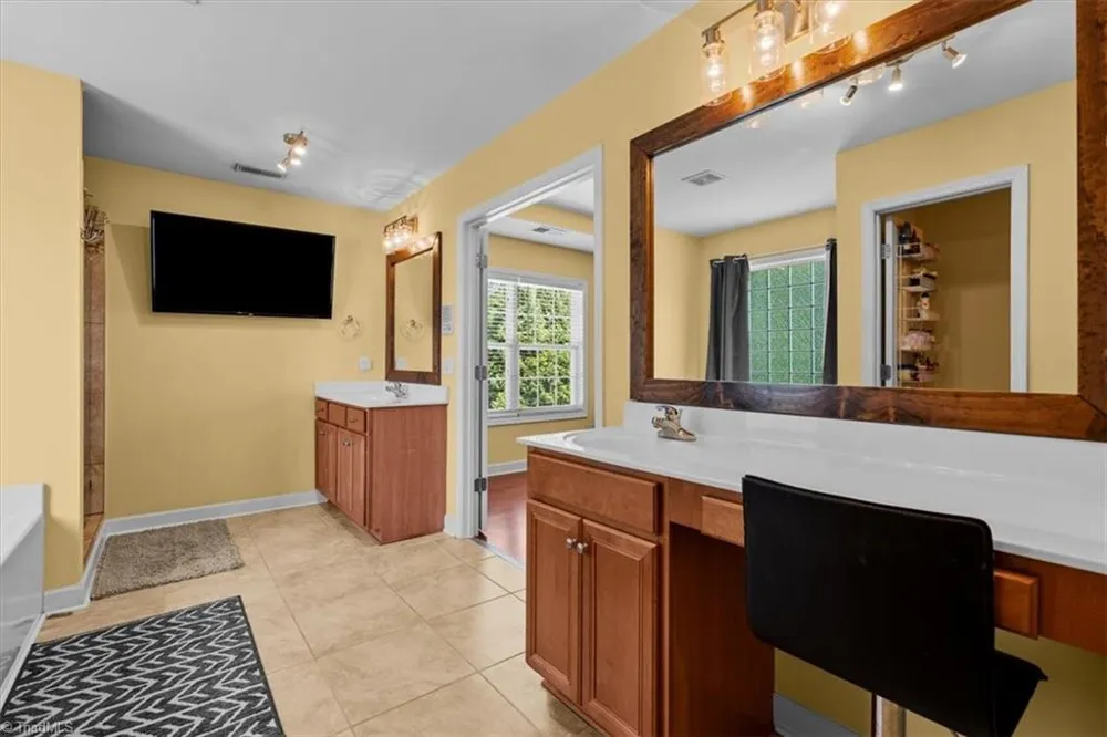 5307 Cragganmore Drive McLeansville, NC 27301