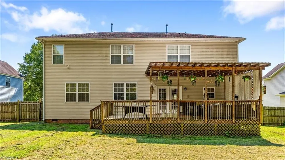 5307 Cragganmore Drive McLeansville, NC 27301