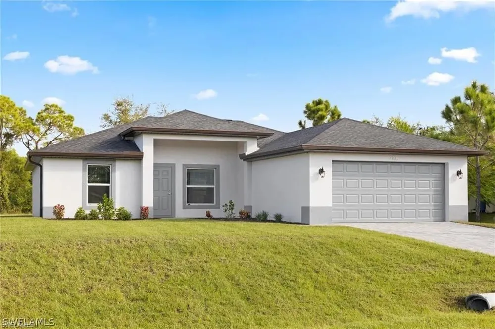 1322 NE 12th Place Cape Coral, FL 33909