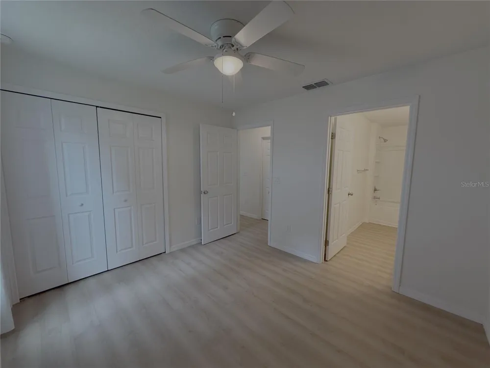 986 NW 1ST STREET ocala, FL 34475