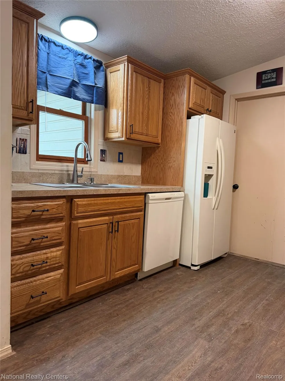 38561 Deer Creek Boulevard Westland City, MI 48185